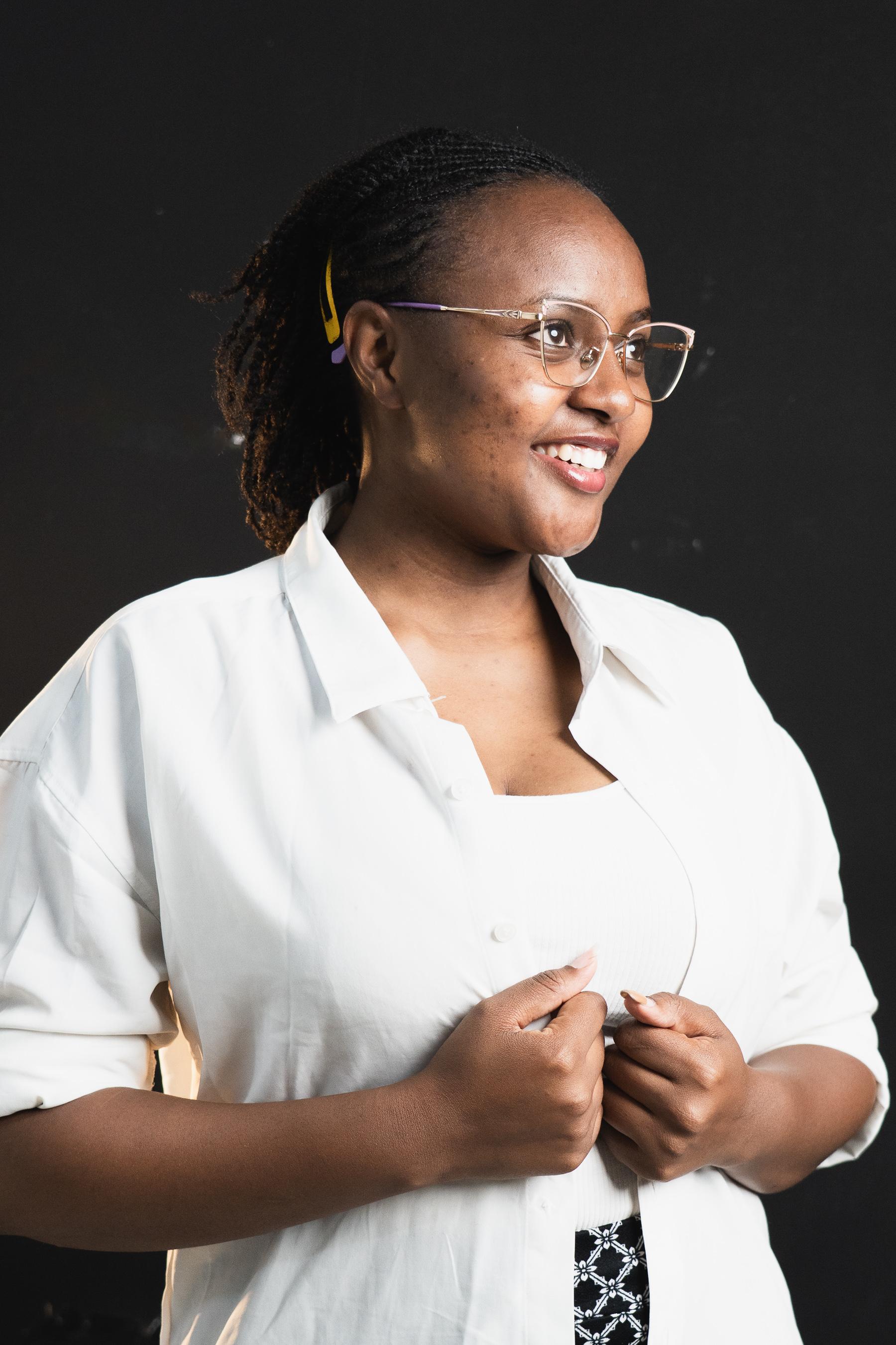 Maureen Muthoni - Live Social Media Manager